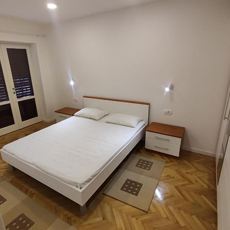 Apartments Saric มาคาร์สกา ภายนอก รูปภาพ