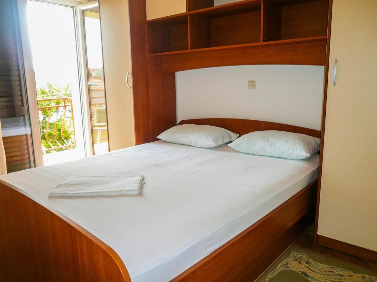 Apartments Saric มาคาร์สกา ภายนอก รูปภาพ