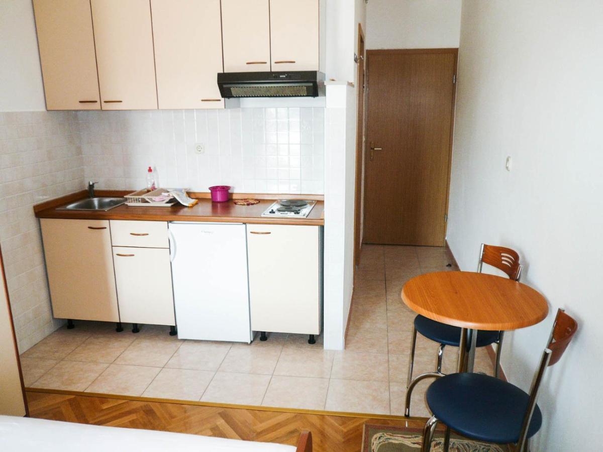 Apartments Saric มาคาร์สกา ภายนอก รูปภาพ